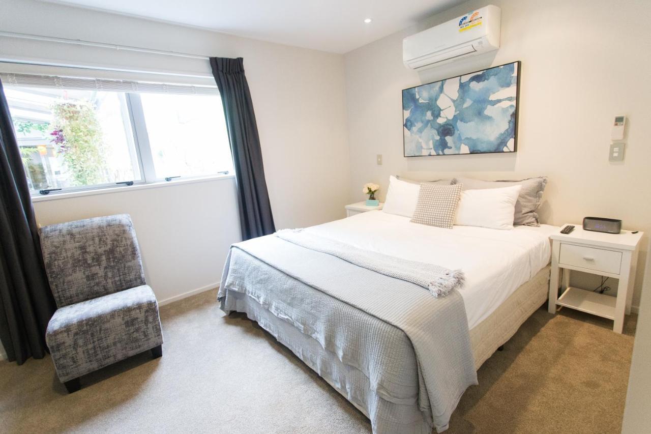 Colombo Lodge Hotel Christchurch Extérieur photo