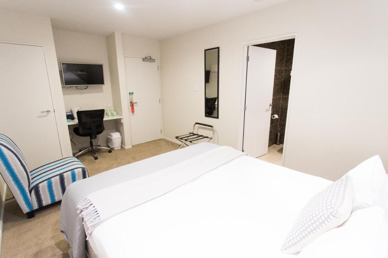 Colombo Lodge Hotel Christchurch Extérieur photo